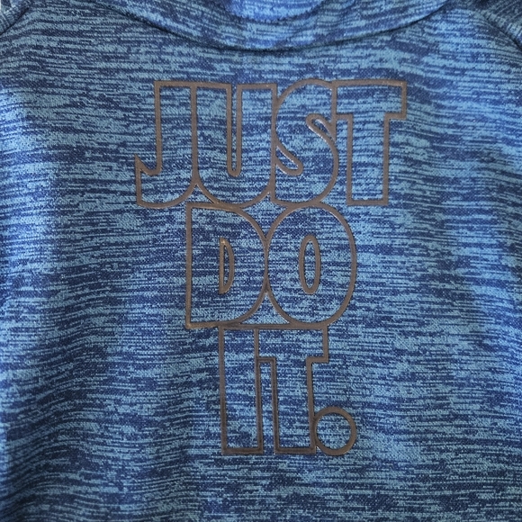 Toddler boys Nike sweatshirt - Picture 2 of 4